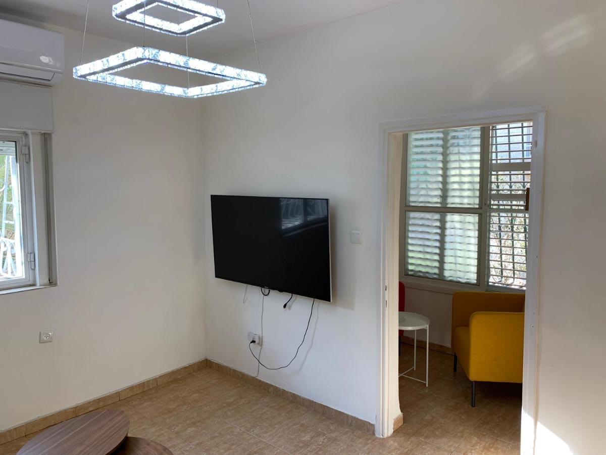 Eyni Lovely Boutique Apartment Gerusalemme Esterno foto