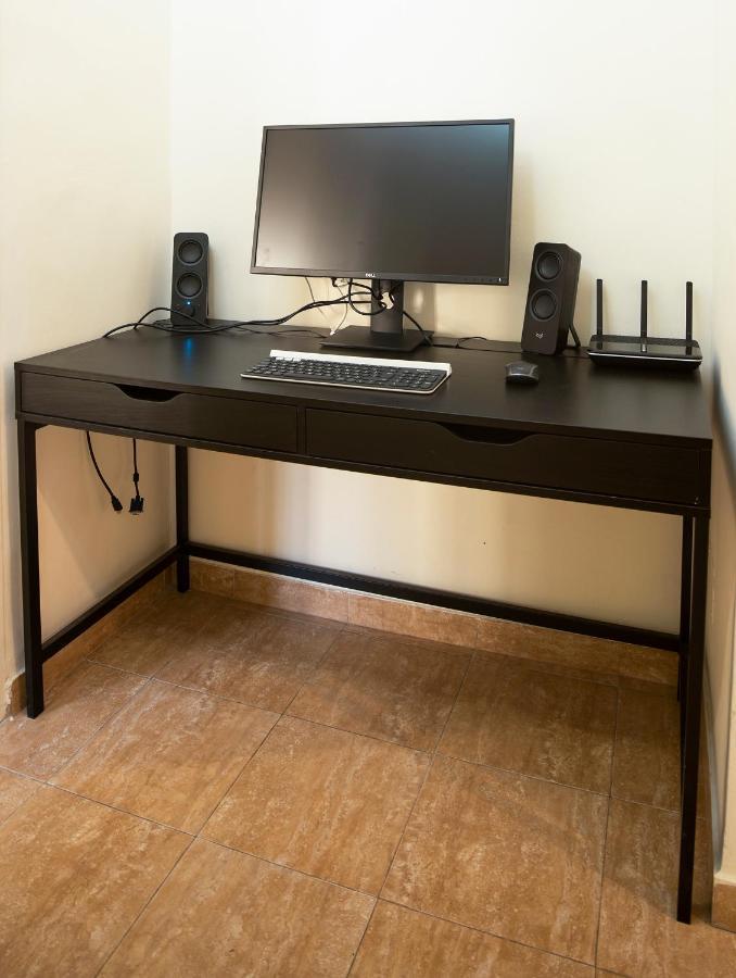Eyni Lovely Boutique Apartment Gerusalemme Esterno foto