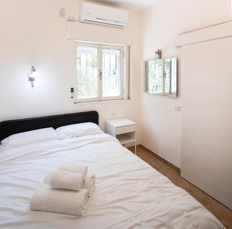 Eyni Lovely Boutique Apartment Gerusalemme Esterno foto